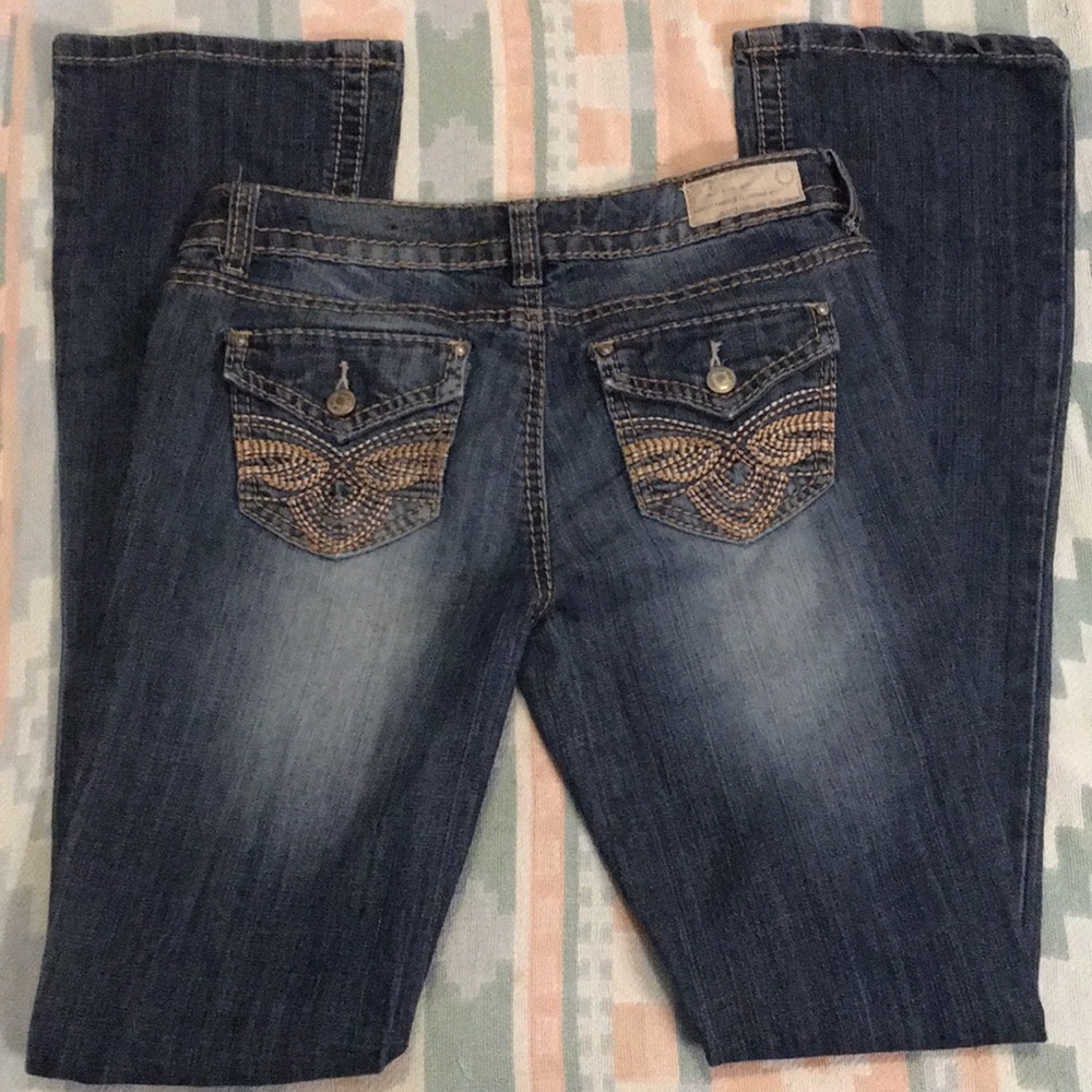 Almost Famous jeans! Sz 7